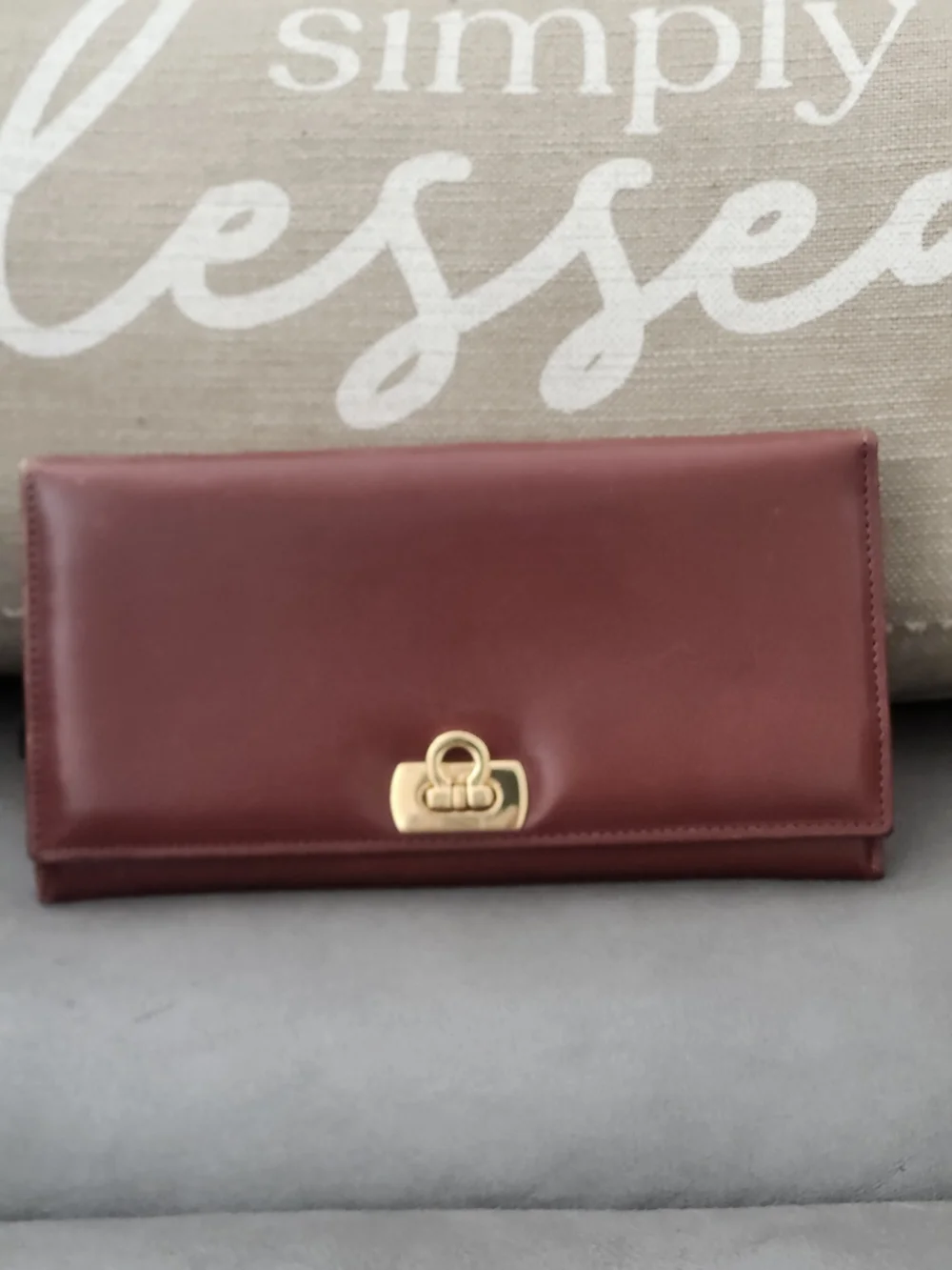 Salvatore Ferragamo Brown Leather Wallet with Gold Hardware - Picture 2 of 16